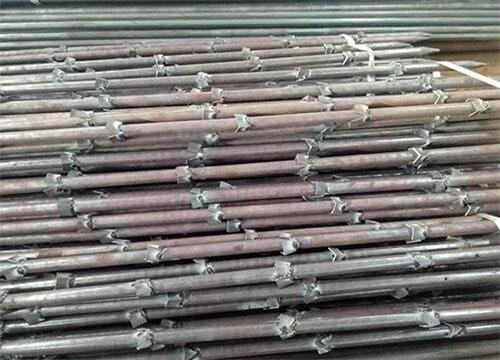 雨城隧道钢花管